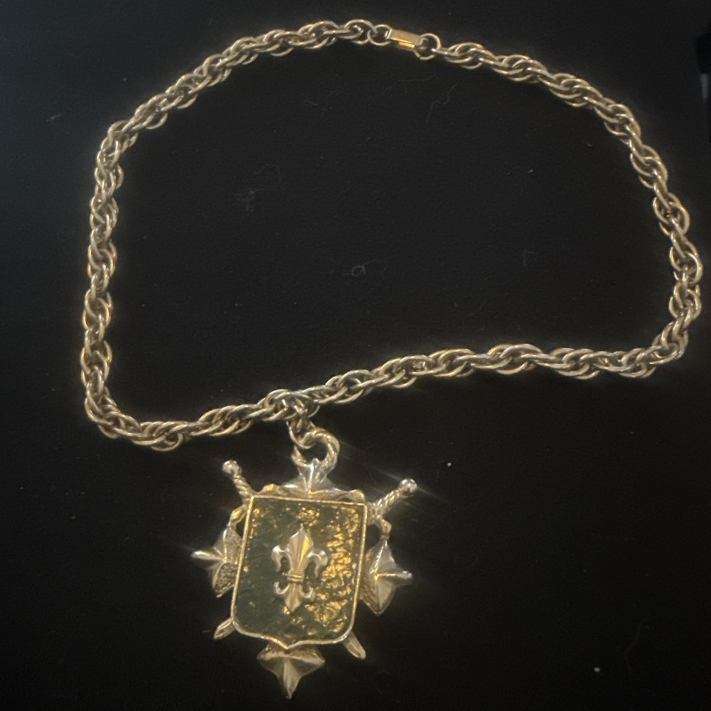 Vintage Pendant Coat of Arms Crest Fleur de Lis Swords Bronze with Heavy Chain